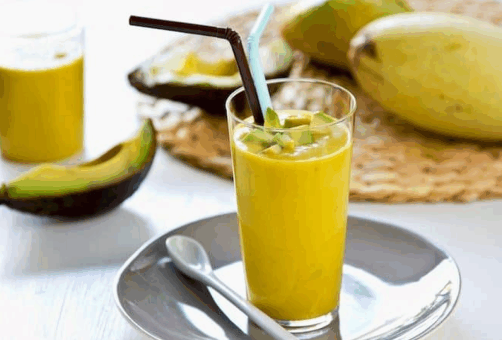 Trópusi árpafű smoothie: friss, édes, egészséges