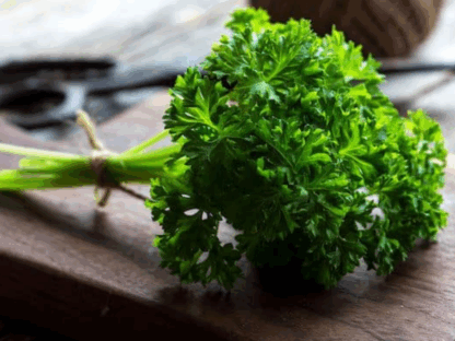 Mire lehet jó a petrezselyem? 5 ok, hogy gyakrabban fogyassza!