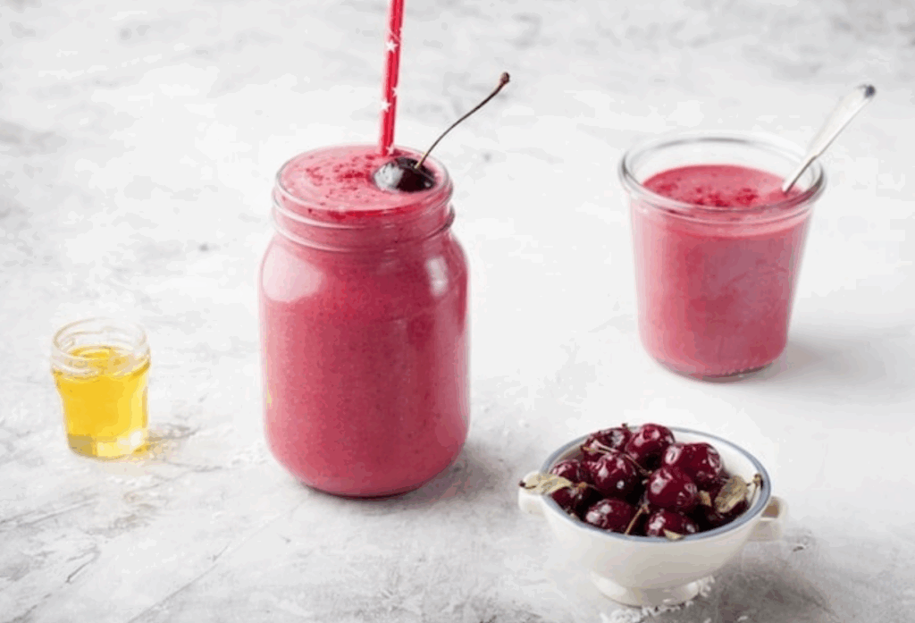 Nyári koktél a forró napokra - chia smoothie cseresznyével