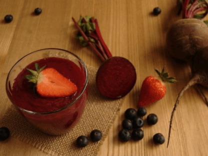 Céklás eper smoothie | Mentával még izgalmasabb